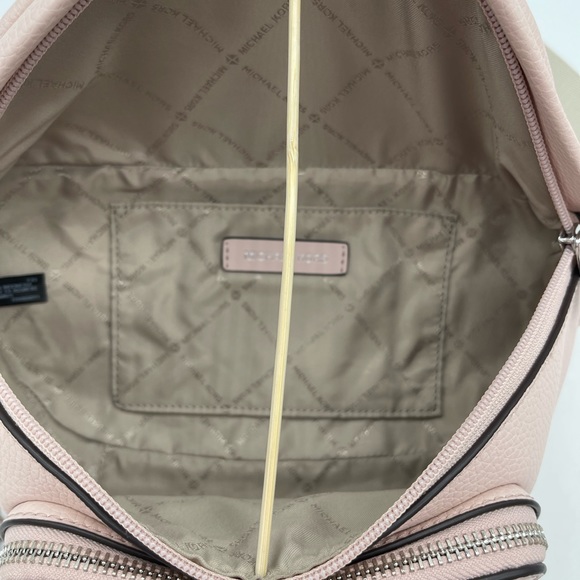 Michael Kors Large Maisie 2 in 1 Waistpack Crossbody Bag - Picture 5 of 8